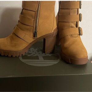 Timberland Women's Tan Heeled Boots